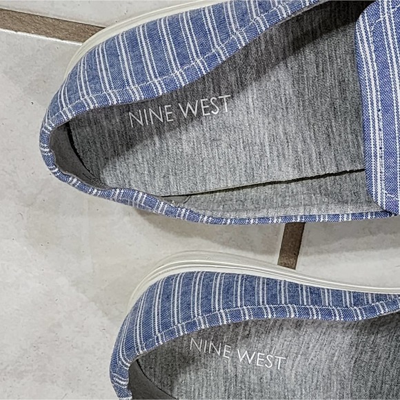 Nine West blue and white striped bow detail sneakers size 7.5 - Picture 5 of 8